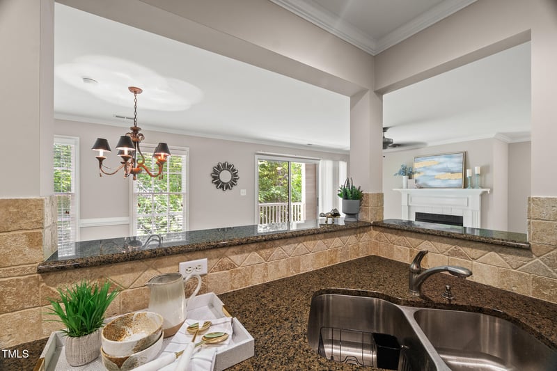 313 Glen Echo Ln, Cary, NC 27518