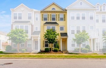313 Great Northern Station, Apex, NC 27502