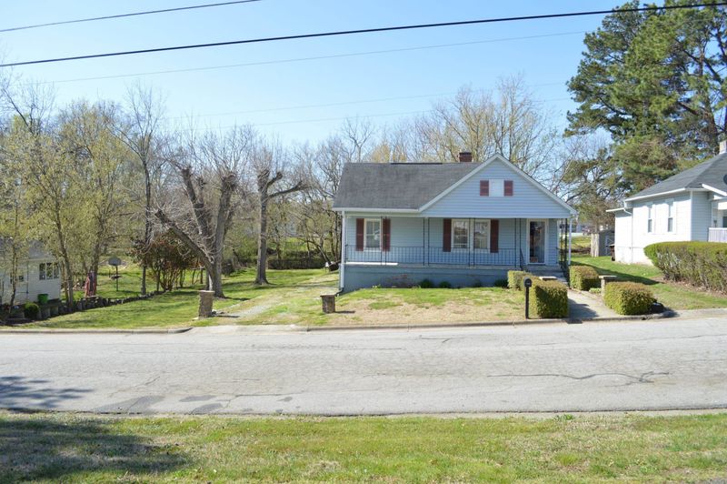313 High St, Roxboro, NC 27573