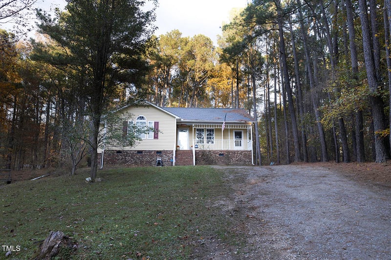 313 James Pl, Clayton, NC 27520