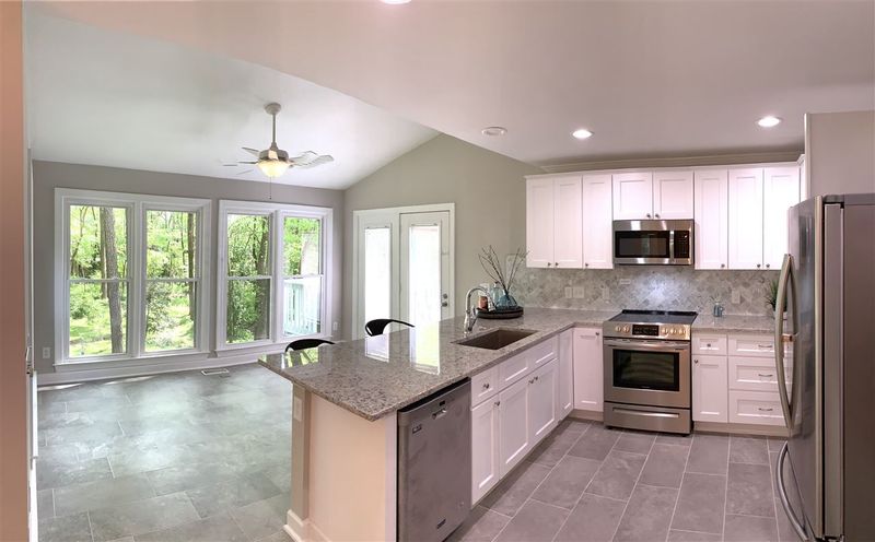 313 W Kirkfield Dr, Cary, NC 27518