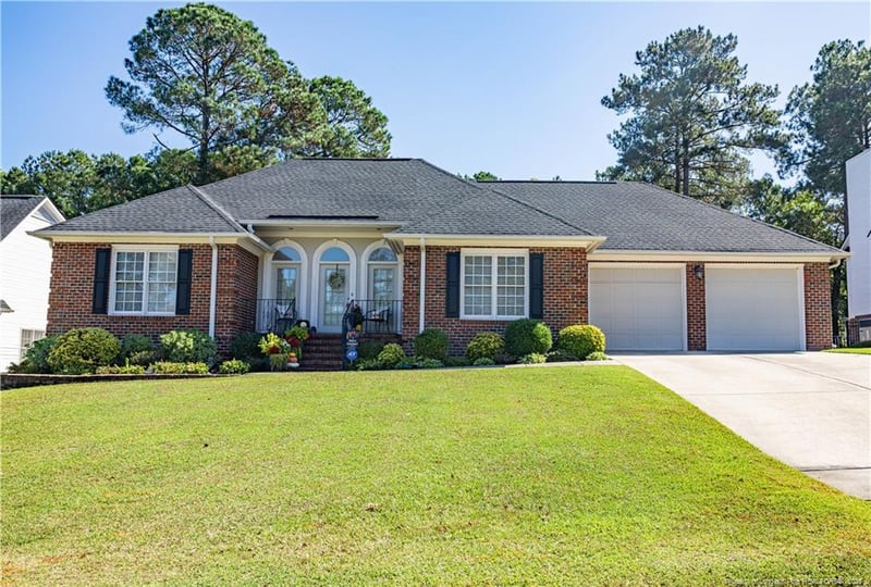 313 Lionshead Rd, Fayetteville, NC 28311