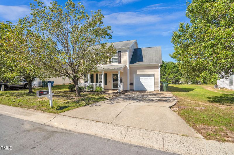 313 Lodestone Dr, Durham, NC 27703