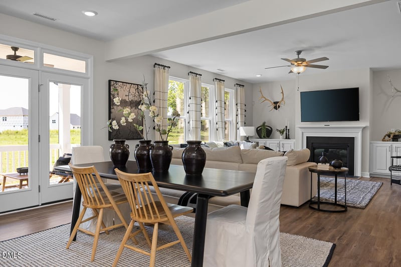 313 Long Leaf Glen Ln, Zebulon, NC 27597