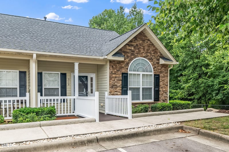 313 Madres Ln, Morrisville, NC 27560