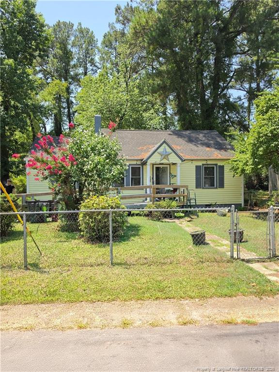 313 Oakland Dr, Fayetteville, NC 28301