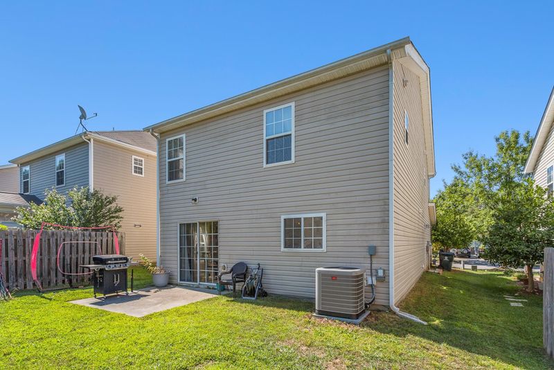 313 Palmdale Ct, Holly Springs, NC 27540