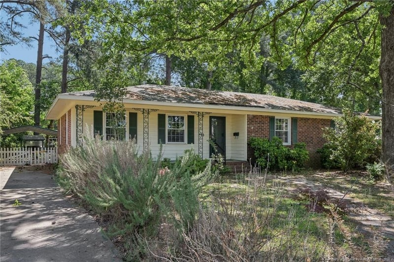 313 Palomar St, Fayetteville, NC 28314
