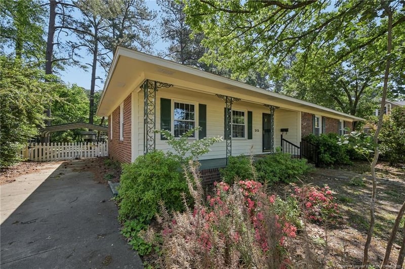 313 Palomar St, Fayetteville, NC 28314
