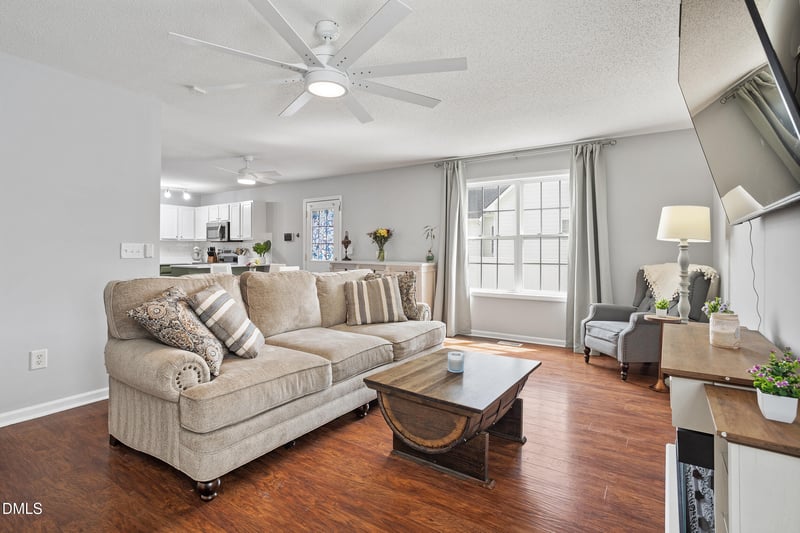 313 Pittsboro St, Fuquay Varina, NC 27526