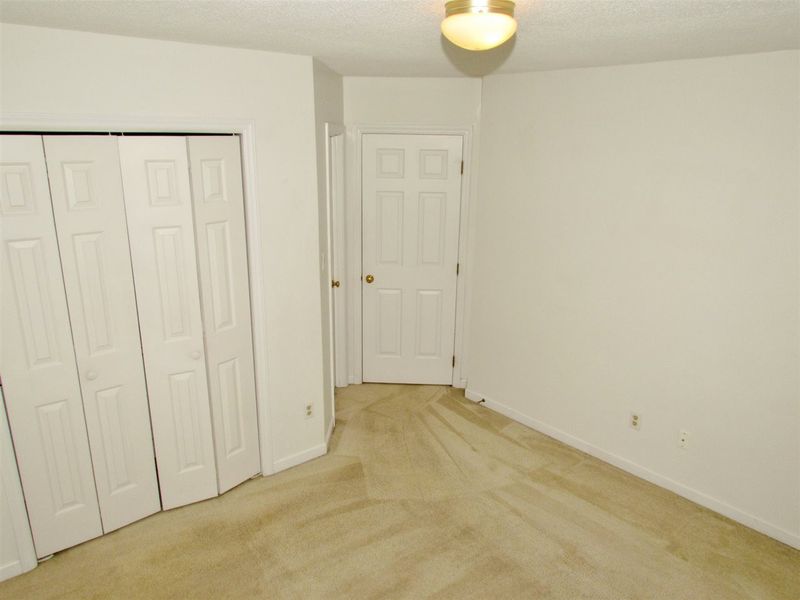 313 Riverwalk Cir, Cary, NC 27511