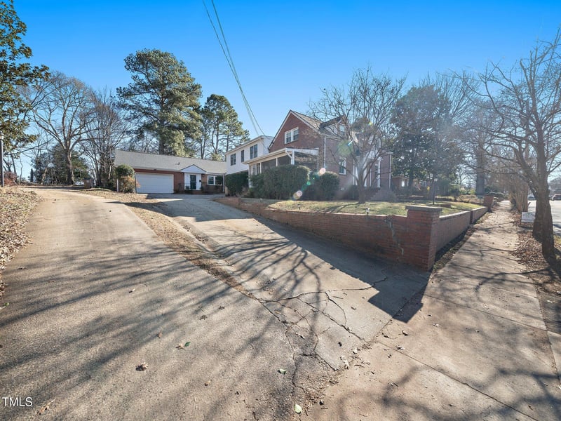 313 S Main St, Wake Forest, NC 27587