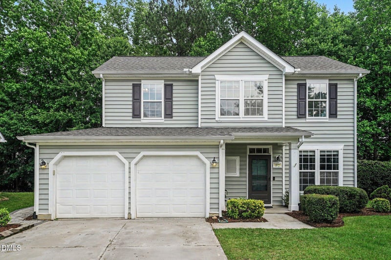 313 Scarcliffe Ct, Rolesville, NC 27571