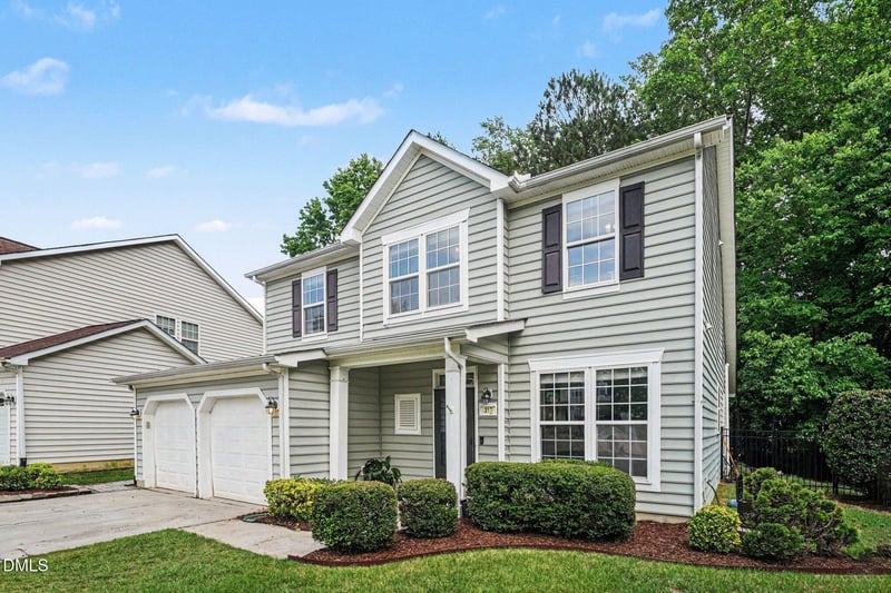 313 Scarcliffe Ct, Rolesville, NC 27571