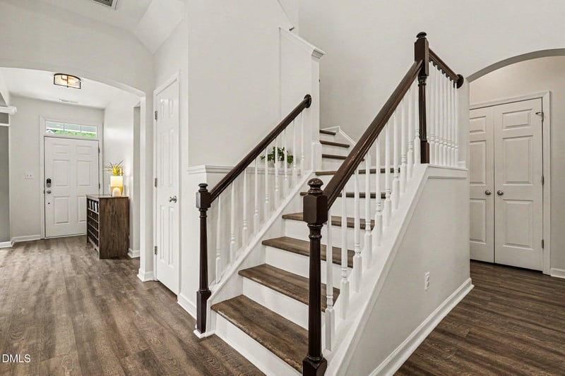 313 Scarcliffe Ct, Rolesville, NC 27571