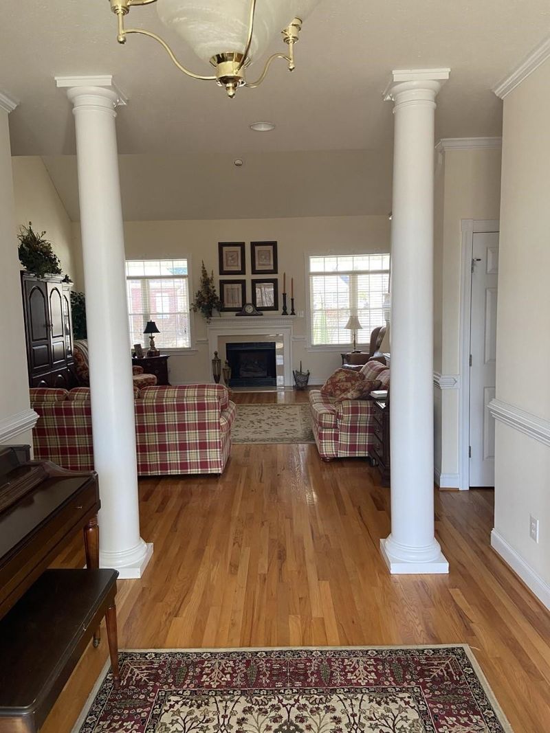 313 Stonehenge Dr, Dunn, NC 28334