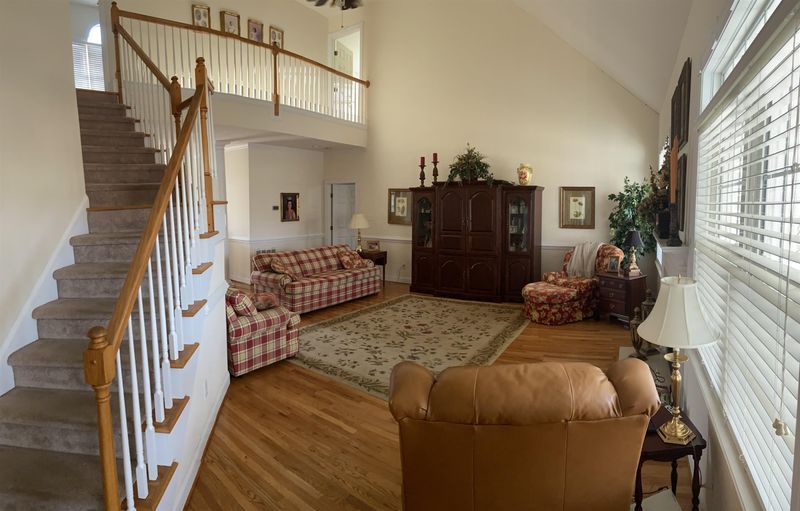 313 Stonehenge Dr, Dunn, NC 28334