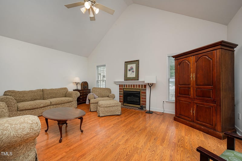 313 Teresa Dr, Rolesville, NC 27571
