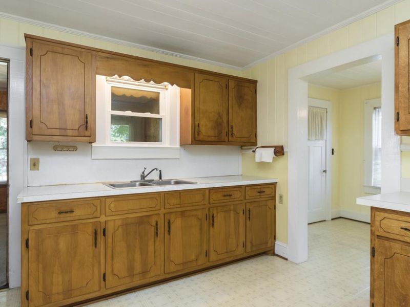 313 Trail Three, Burlington, NC 27215