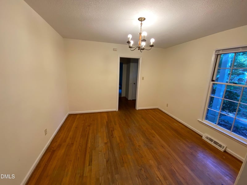 313 Yorktown Dr, Chapel Hill, NC 27516
