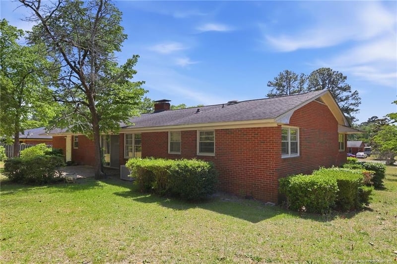 3130 Bancroft Ave, Fayetteville, NC 28301