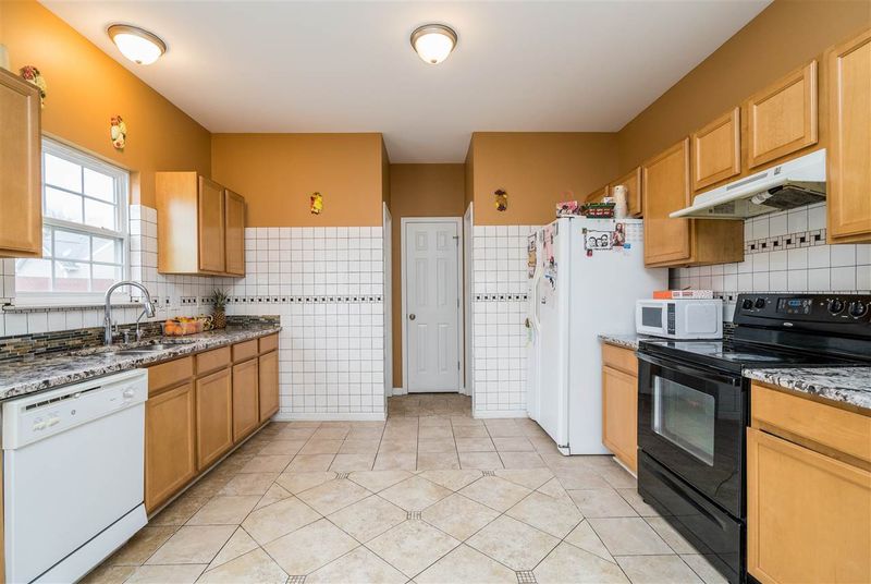3130 Rendezvous Dr, Raleigh, NC 27610