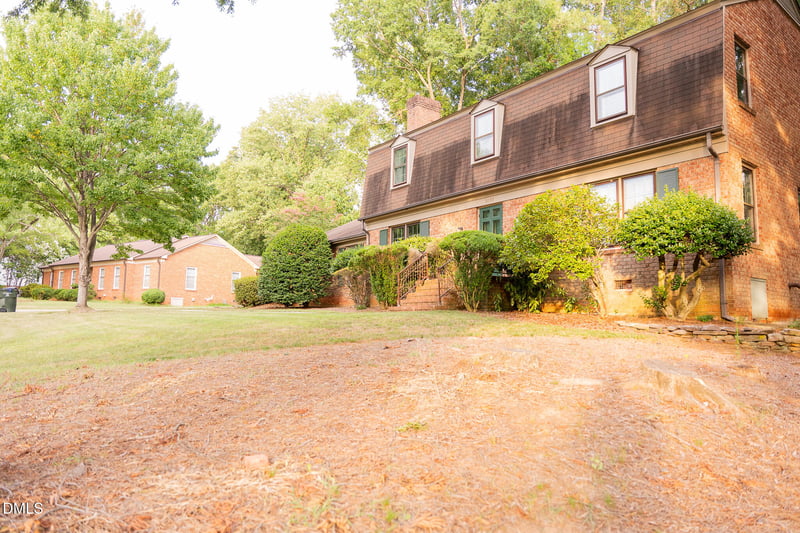 3130 Truitt Dr, Burlington, NC 27215