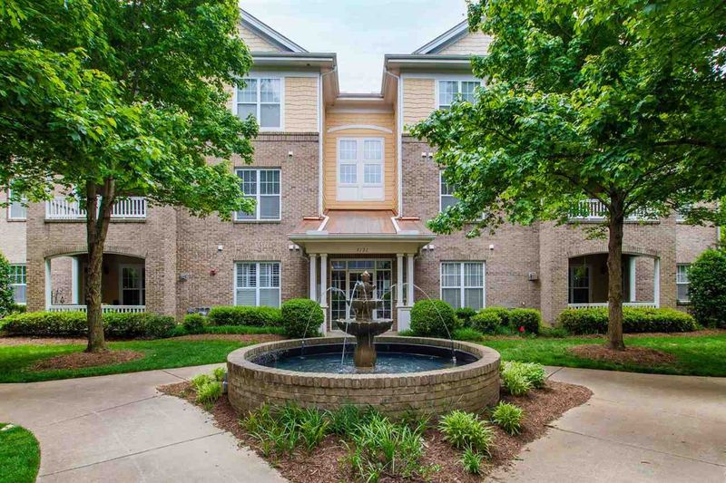 3131 Hemlock Forest Cir #204, Raleigh, NC 27612