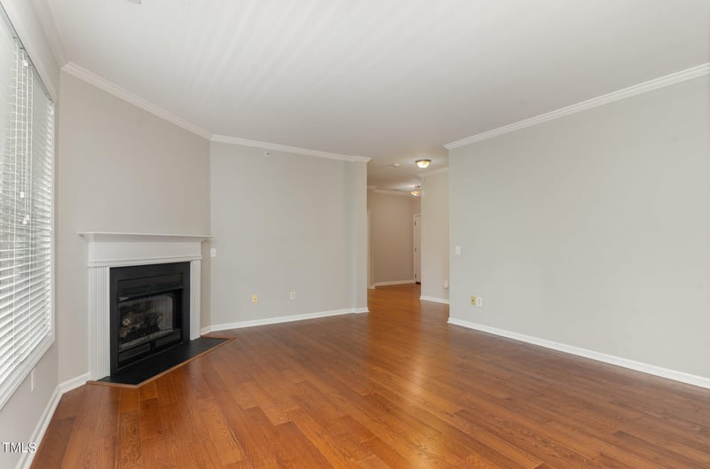 3131 Hemlock Forest Cir #302, Raleigh, NC 27612