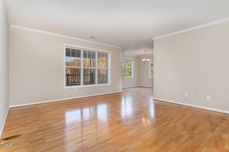 3131 Hemlock Forest Cir, Raleigh, NC 27612