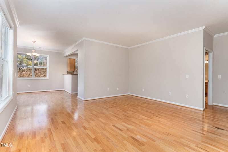 3131 Hemlock Forest Cir, Raleigh, NC 27612
