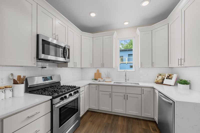 3132 Rowena Ave, Durham, NC 27703