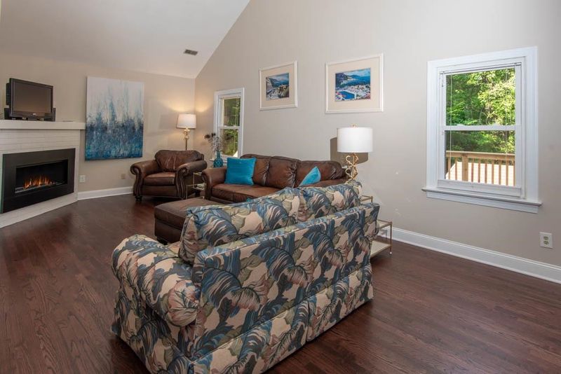 3133 Janice Rd, Raleigh, NC 27614