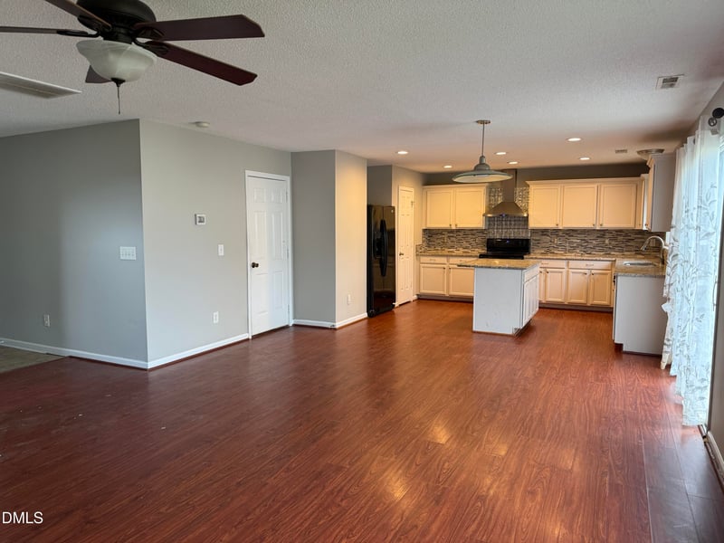 3133 Mackinac Island Ln, Raleigh, NC 27610