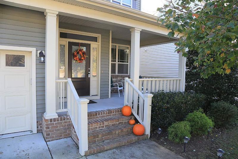 3134 Groveshire Dr, Raleigh, NC 27616