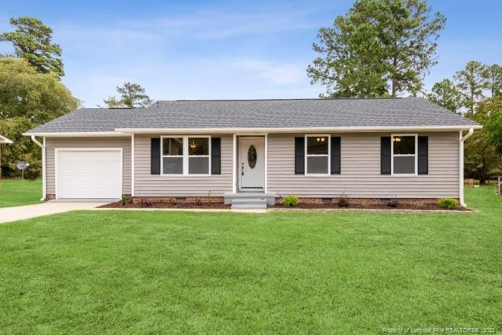 3135 Ansley Dr, Hope Mills, NC 28348