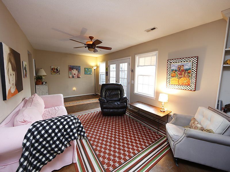 3135 Morningside Dr, Raleigh, NC 27607