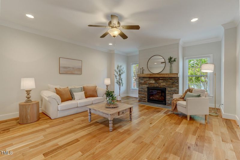 3136 Brookstone Dr, Burlington, NC 27215