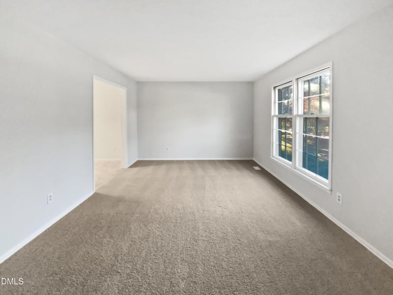 3136 Merrianne Dr, Raleigh, NC 27607