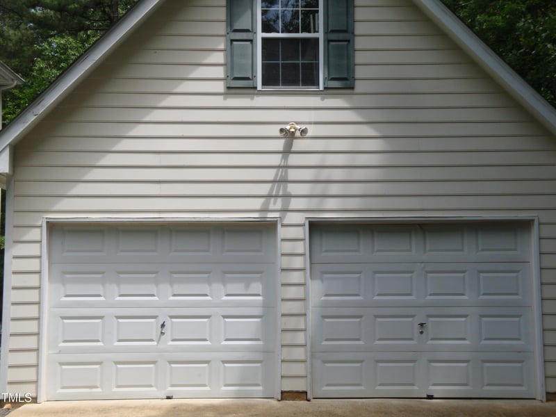 3137 Falling Cedars Dr, Chapel Hill, NC 27516