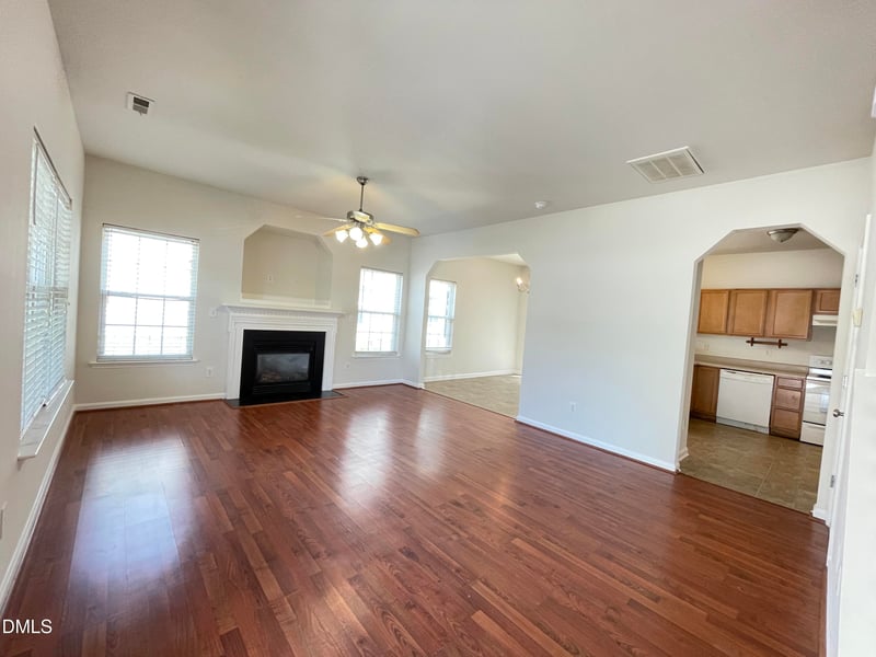 3137 Rendezvous Dr, Raleigh, NC 27610