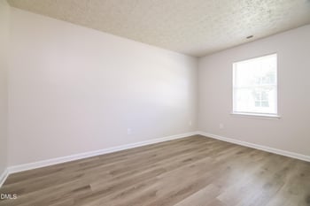 3137 Slippery Elm Dr, Raleigh, NC 27610