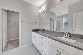 3138 Cathedral Comb Dr #252, Apex, NC 27502