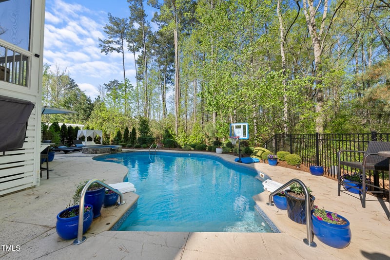 3138 Curling Creek Dr, Apex, NC 27502