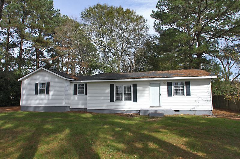 3139 Ashe Ave, Dunn, NC 28334