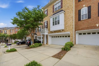 314 Bridgegate Dr, Cary, NC 27519