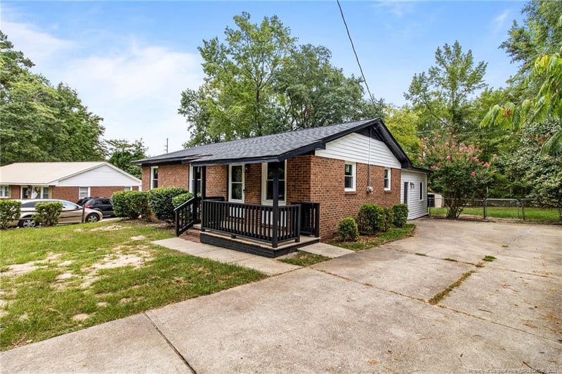 314 Brookwood Ave, Fayetteville, NC 28301