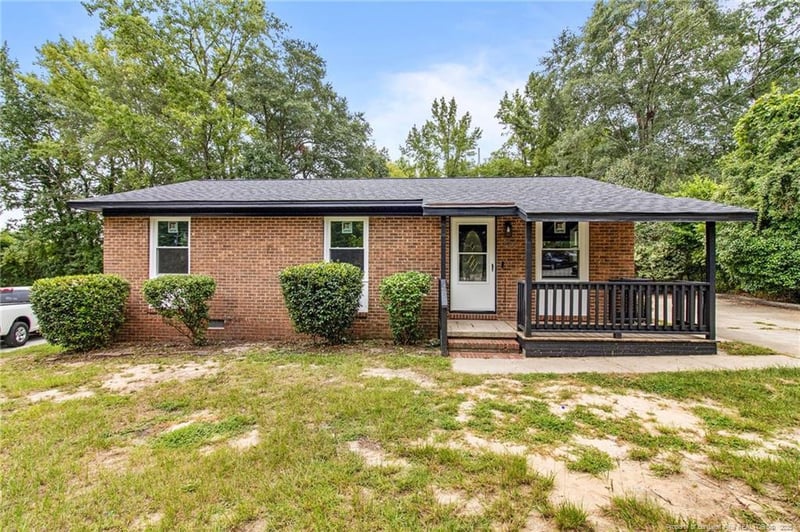 314 Brookwood Ave, Fayetteville, NC 28301