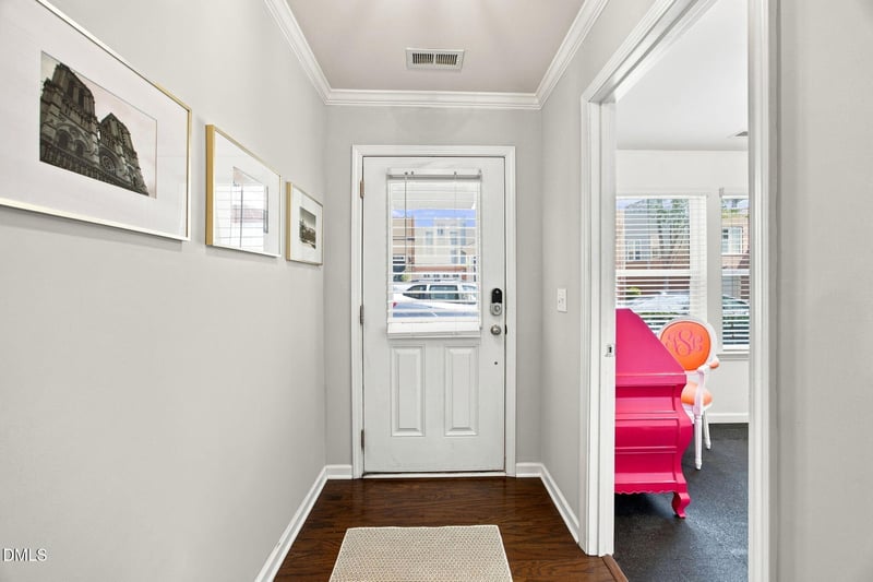 314 Dove Cottage Ln, Cary, NC 27519