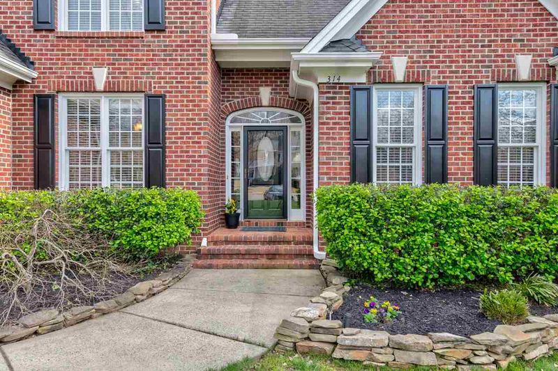314 Hillantrae Ln, Apex, NC 27502
